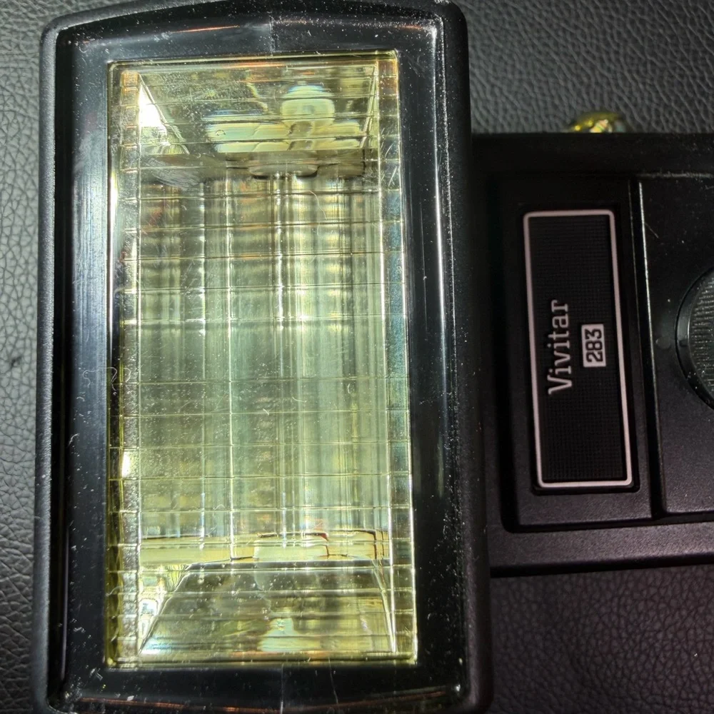 Vivitar 283 Black Flash Unit